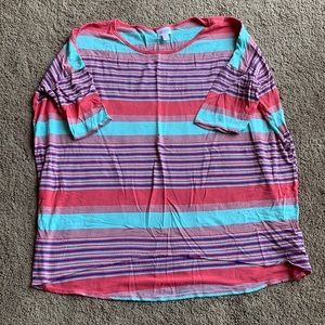 LulaRoe Women’s Shirt
